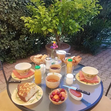 Couette-café L'oulivade Grignan